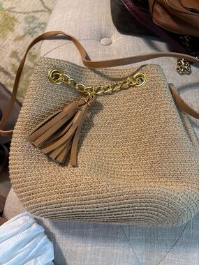 Woven Straw Bucket Crossbody Bag with Tassel - Tan